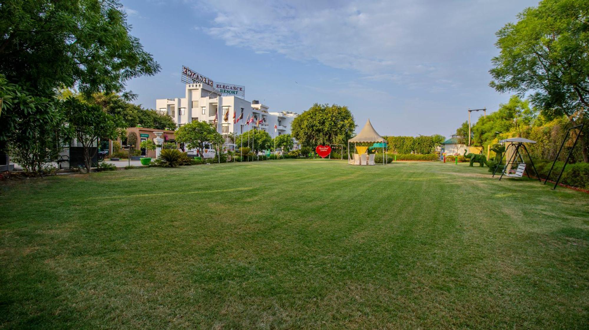 Elegance Resort Vrindāvan Exterior foto