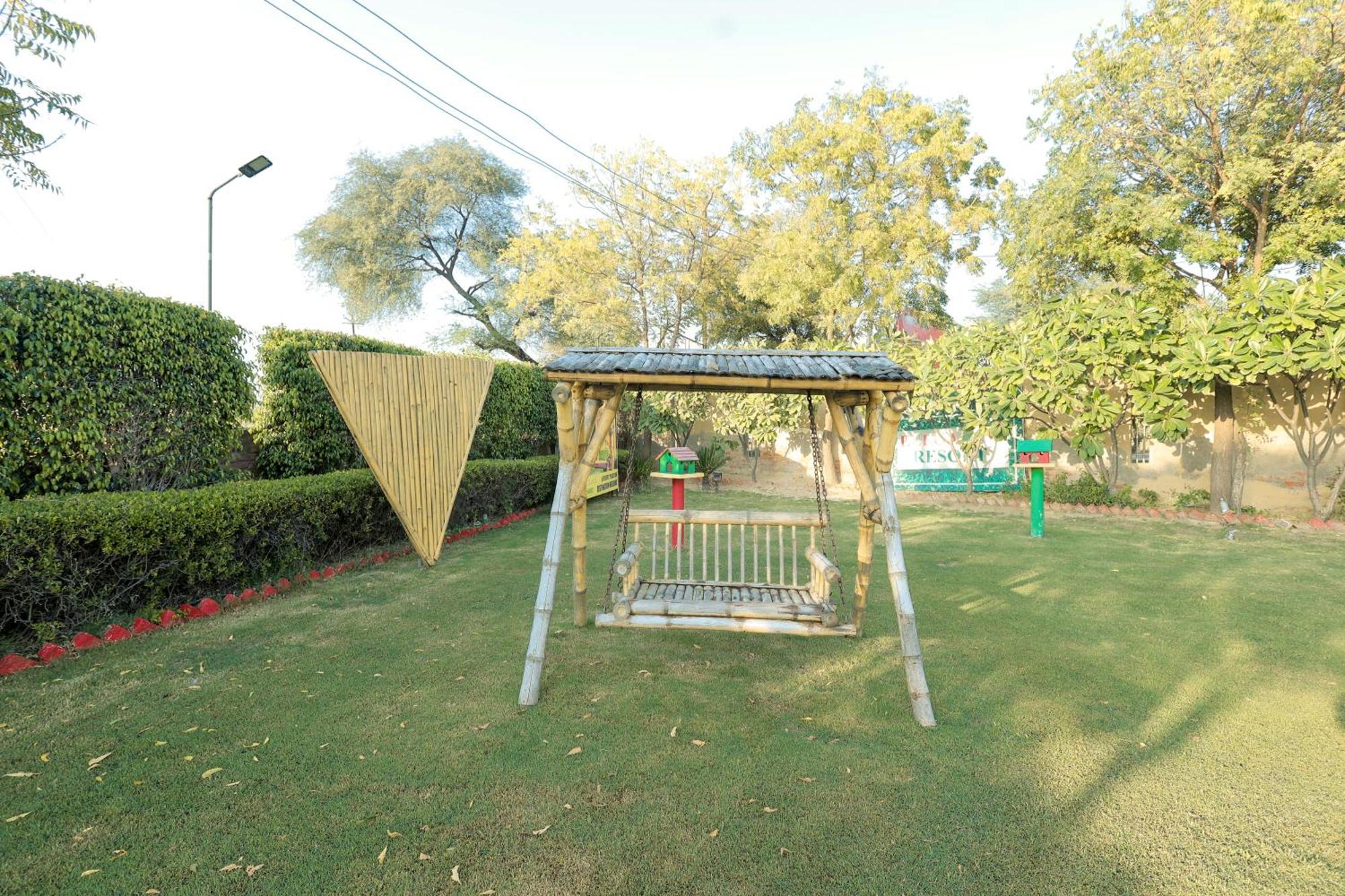 Elegance Resort Vrindāvan Exterior foto